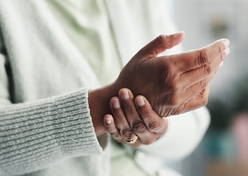 Physiotherapy for wrist and hand pain